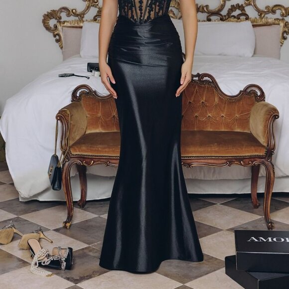 New Soft Satin Black Evening Maxi Beaded Gown w/ Sheer Boned Bodice CD T819 - Picture 9 of 9